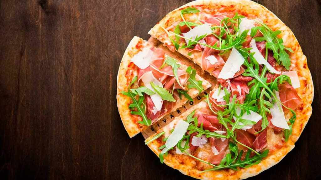 Pizza Prosciutto y Rúcula